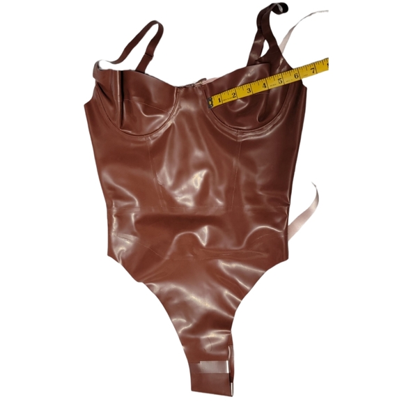 L Coca Bodysuit Latex From House Of CB - Picture 12 of 13